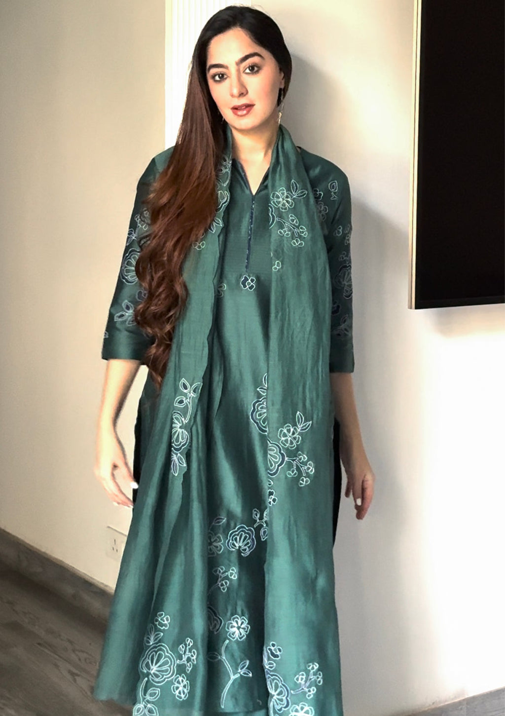 Emerald Floral Embroidered Kurta Set