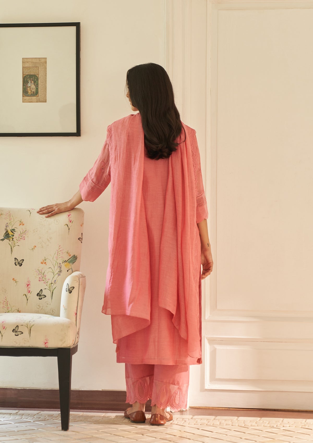 Poeny Thread Embroidered Kurta Set