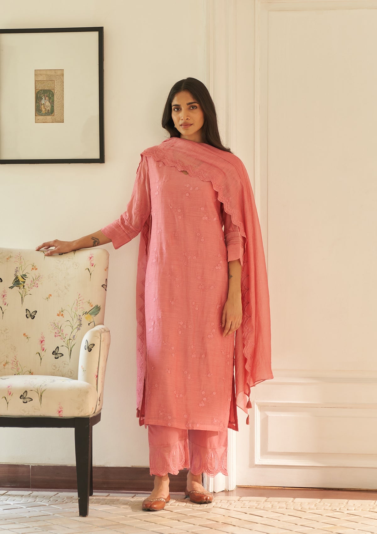 Poeny Thread Embroidered Kurta Set