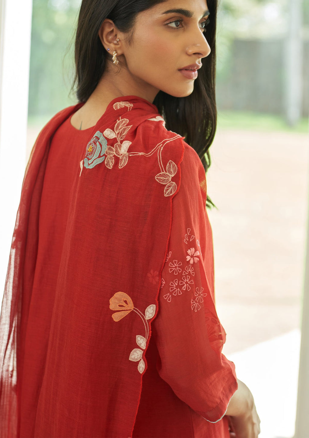 Poppy Floral Applique Kurta Set