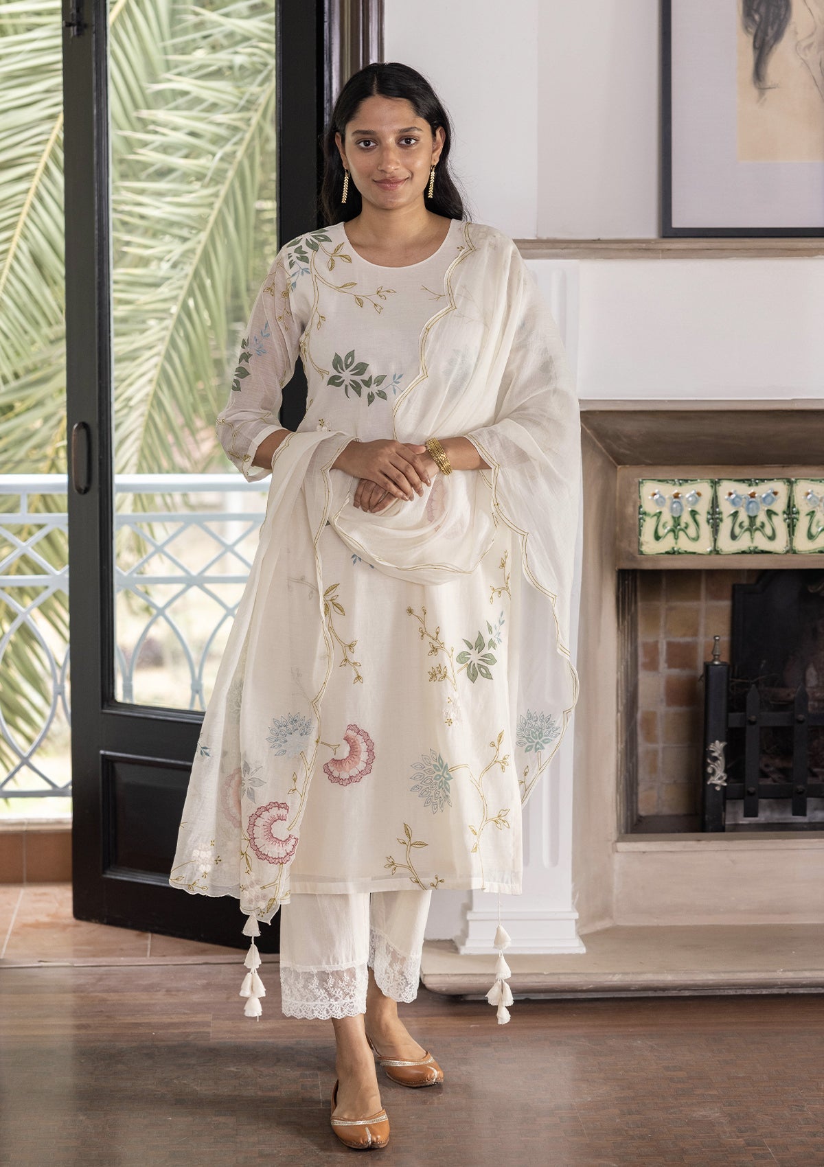 Pearl Embroidered Floral Kurta Set